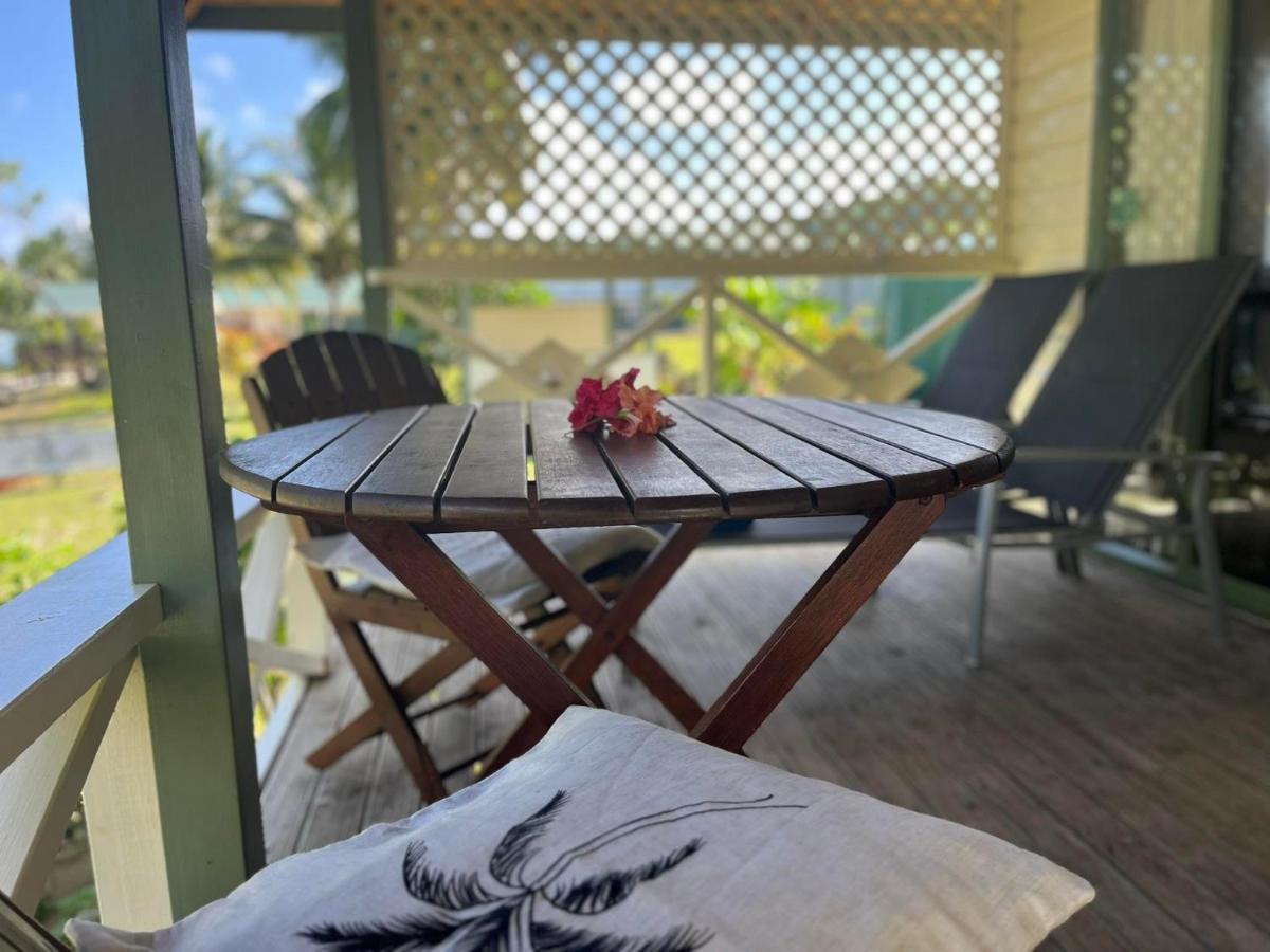 Paparei Beachfront Bungalows, Aitutaki Арутанга Екстер'єр фото